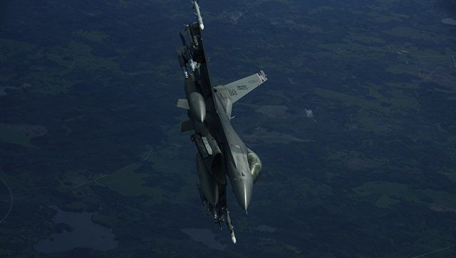 ВВС Тайваня потеряли связь с истребителем F-16 в ходе учений