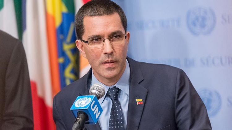 Глава МИД Венесуэлы обвинил США в создании кризиса в его стране