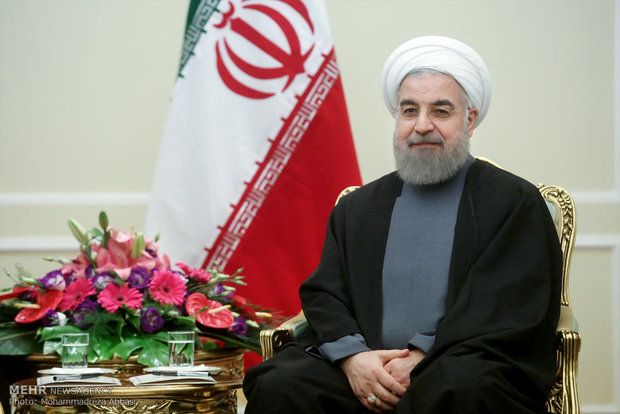 الرئيس روحاني: طهران مستعدة لتطوير علاقاتها الاقتصادية والتجارية مع بلاروسيا