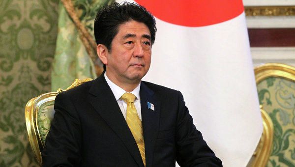 Абэ пообещал приложить все усилия в диалоге с Россией, Китаем и США по КНДР