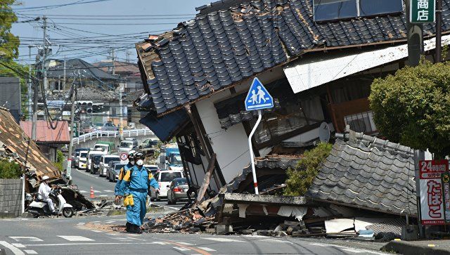 В Японии рухнула башня замка в Кумамото