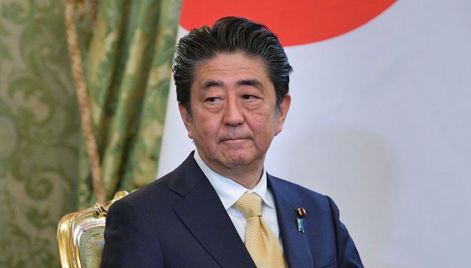 Абэ собирается посетить Иран