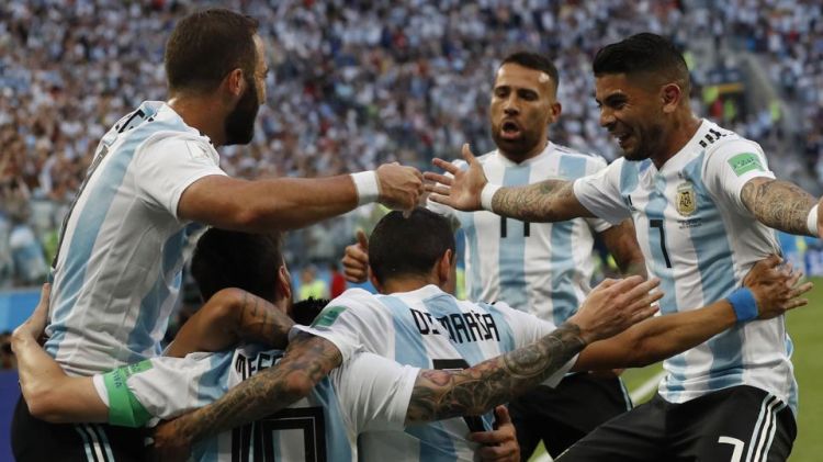 Аргентина вышла в плей-офф чемпионата мира по футболу