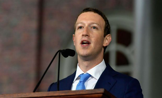 Mark Zukerberq “Facebook”la vidalaşa bilər İstefası tələb edilir