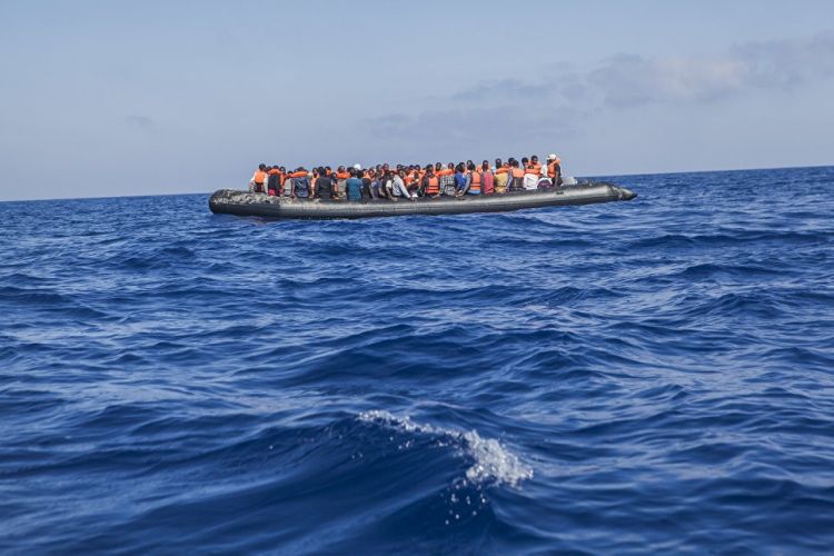После крушения лодки у берегов Ливии пропали более 60 мигрантов