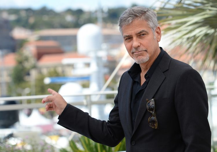 Джордж Клуни в Италии попал в аварию на скутере