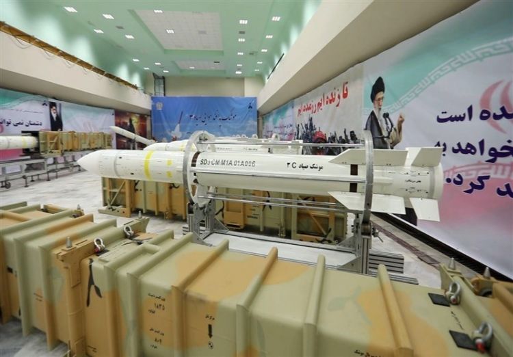 ايران تصنع الصاروخ الدفاعي صياد 3
