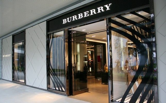doe niet Misbruik Herstellen Burberry watches products worth $37M go down in flames to reduce stock,  rather than discount
