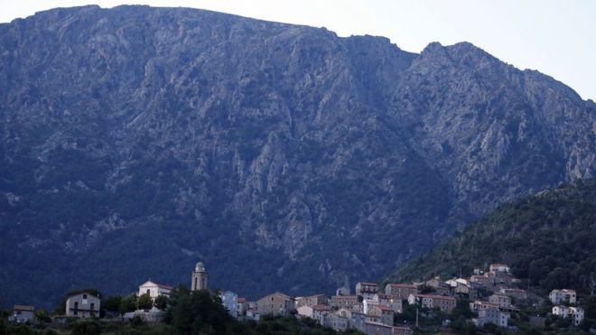Corsica flash flood kills four in French canyoning group