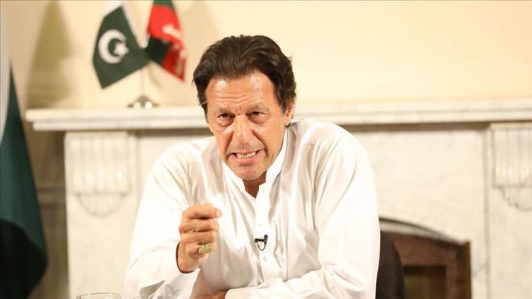 ظلال تجارب الماضي تخيم على حلم عمران خان بـ "باكستان جديدة"