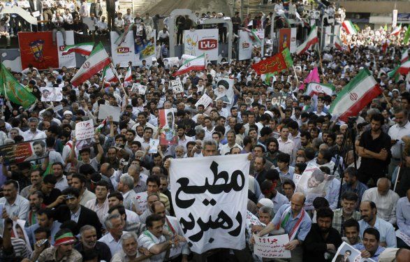 Протесты в Иране перекинулись на Тегеран