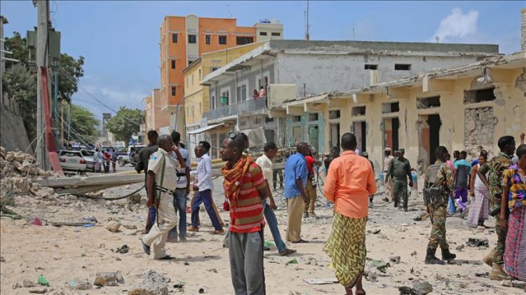 Car bomb blast kills 4 in Somalia's capital
