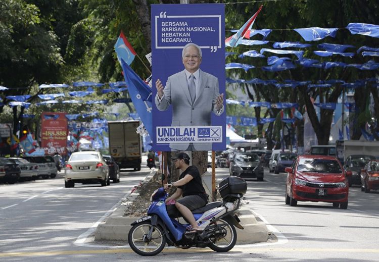 Экс-премьеру Малайзии предъявят новые обвинения