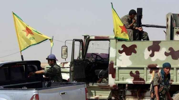 YPG-dən GÖZLƏNİLMƏZ ADDIM: ABŞ əsgərinə hücum edib hərbi BAZANI QARIŞDIRDI