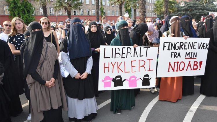 Denmark considers adding jail terms to veil ban