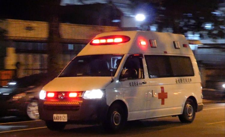 При крупном пожаре в больнице на Тайване погибли девять человек