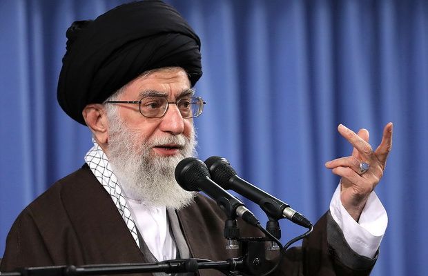 Иран не намерен вести какие-либо переговор Хаменеи