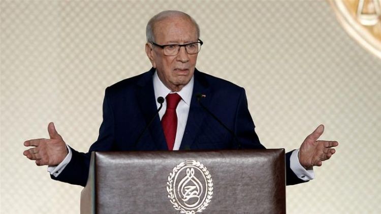 Tunisia's president vows to give women equal inheritance rights