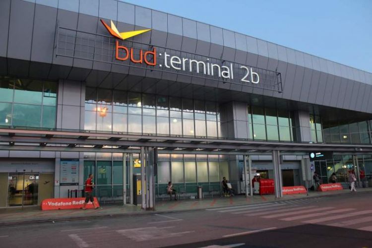 В аэропорту Будапешта произошла утечка радиоактивного вещества
