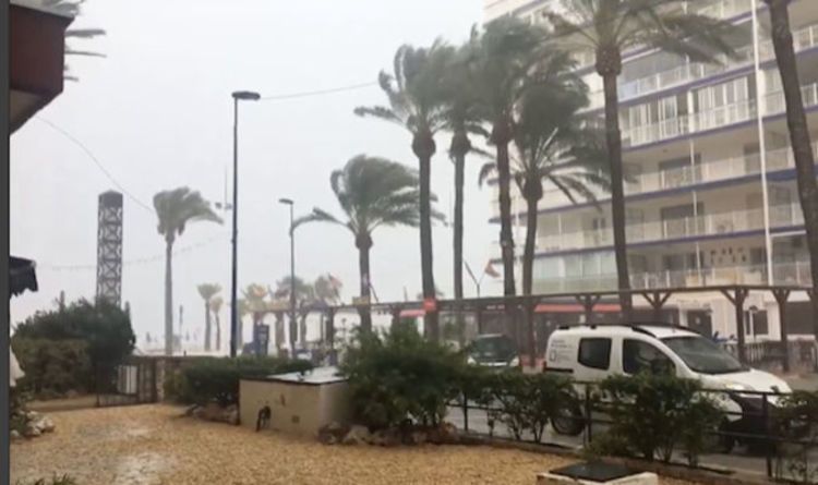 Costa Blanca hit by TORRENTIAL RAIN and FLASH FLOODS as heatwave washed away Spain floods