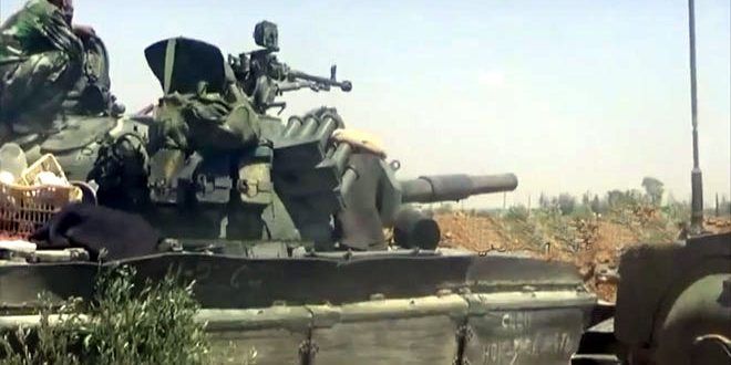 وحدات من الجيش تدمر أوكارا وتجمعات لإرهابيي (جبهة النصرة) في ريف حماة الشمالي
