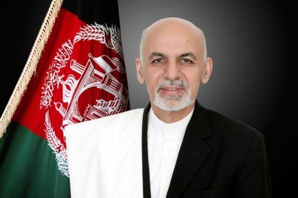 Президента Афганистана обстреляли во время выступления