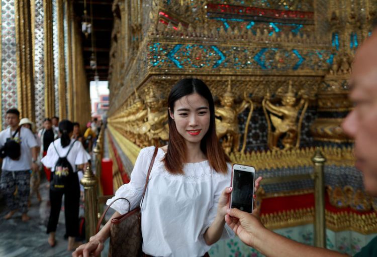 Thailand sees drop in Chinese visitors after tourist boat disaster