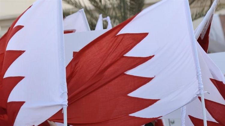 Bahrain halts new visas for Qataris in Gulf crisis salvo