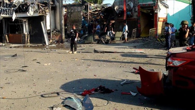 Night market bombing kills 2, injures 37