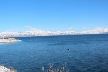 Ermənistan Göyçə gölünün qurudulması prosesini davam etdirir