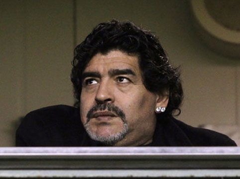 "Vəzifəmi yerinə yetirməyə başlayacam" Maradona