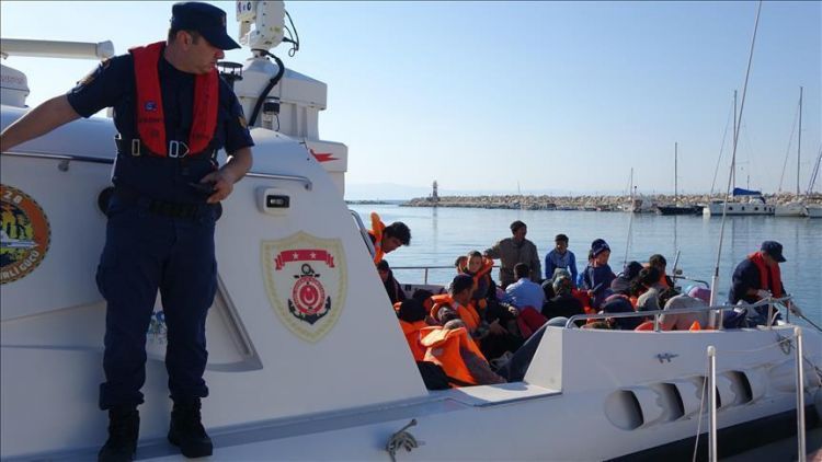 33 irregular migrants held in Turkey