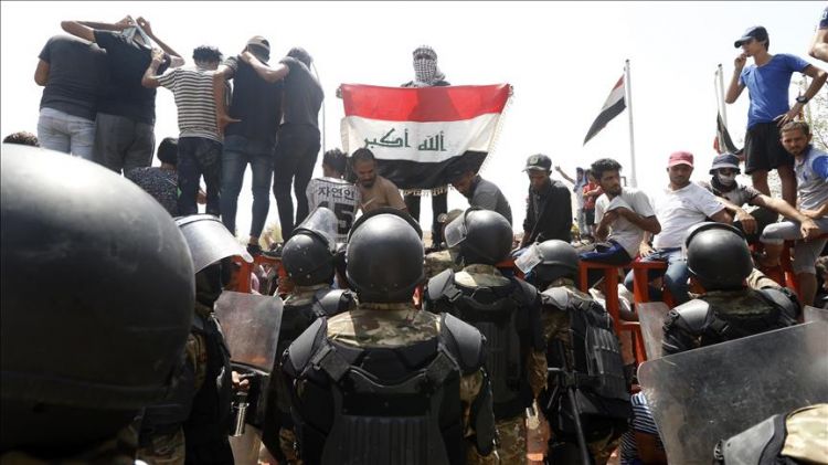 7 dead, more than 30 wounded in southern Iraq's rally
