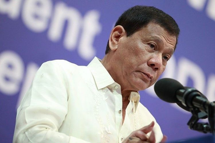 Filipinos’ trust in Duterte falls to lowest level