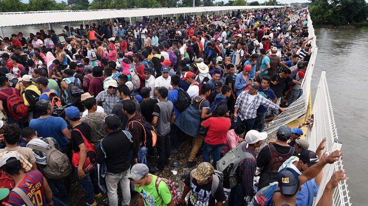 Pompeo accuses migrants in caravan in Mexico of political violence
