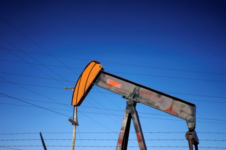 Brent oil rises back above $80 as Iran sanctions loom