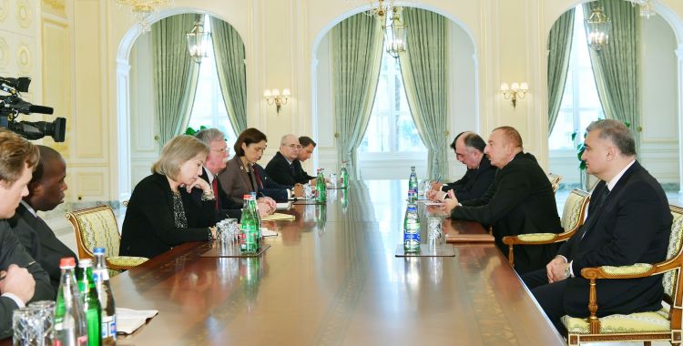 الرئيس الأذربايجاني إلهام علييف استقبل مستشار الأمن القومي للرئيس الأمريكي جون بولتون. صور