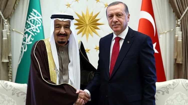 العاهل السعودي وولي عهده يهنئان الرئيس أردوغان بعيد تأسيس الجمهورية