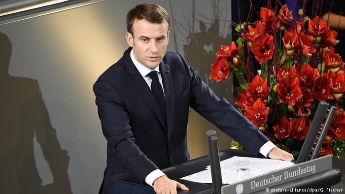 Emmanuel Macron calls for unified Europe in Bundestag address