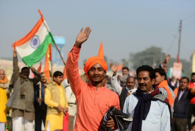 Tens of thousands protest in India for controversial Hindu temple