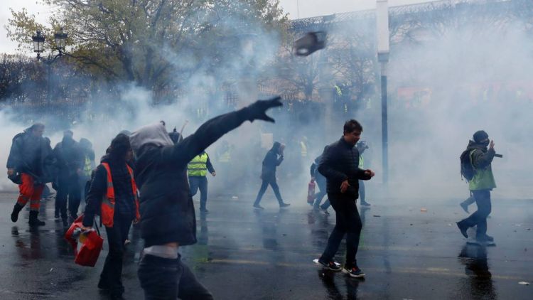 Protest riot shocks Paris, leaves 133 injured, 412 arrested