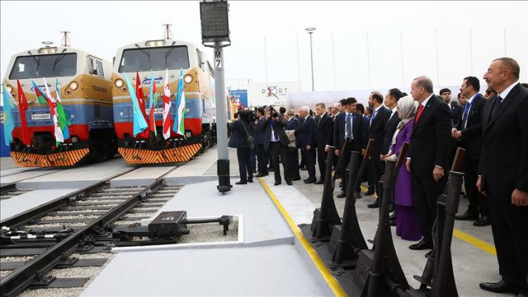 Turkey, Azerbaijan to produce freight cars for BTK rail