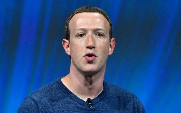 Zuckerberg defends Facebook in new data breach controversy