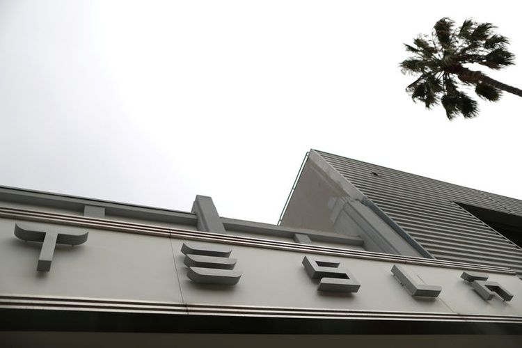 Tesla hires Washington trial lawyer as new general counsel