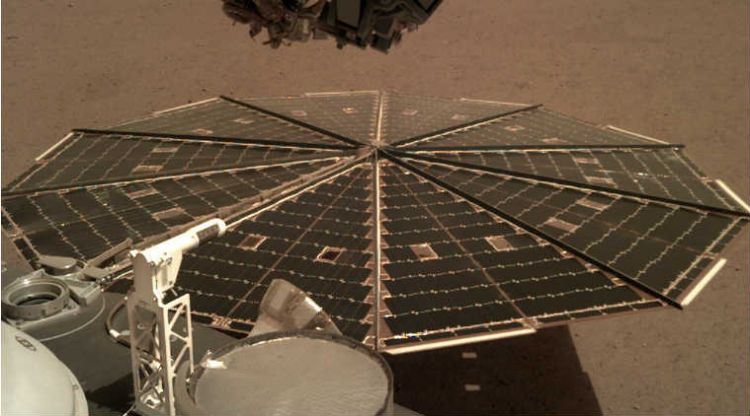 New NASA lander captures 1st sounds of Martian wind