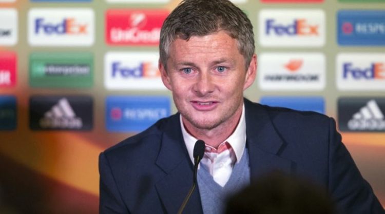 Manchester United Solskjær says he wants the job full time