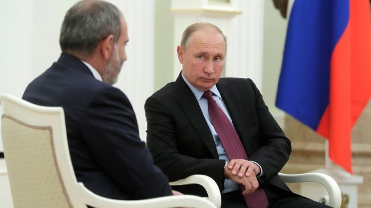 Putin calls Nikol Pashinyan to Moscow