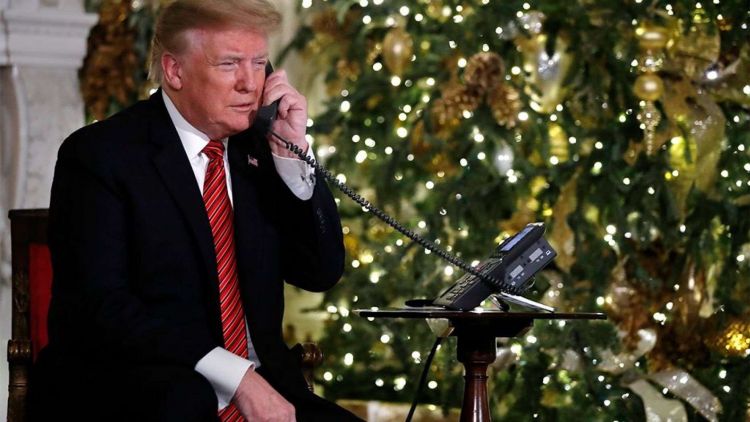 Trump asks child Do you still believe in Santa Claus
