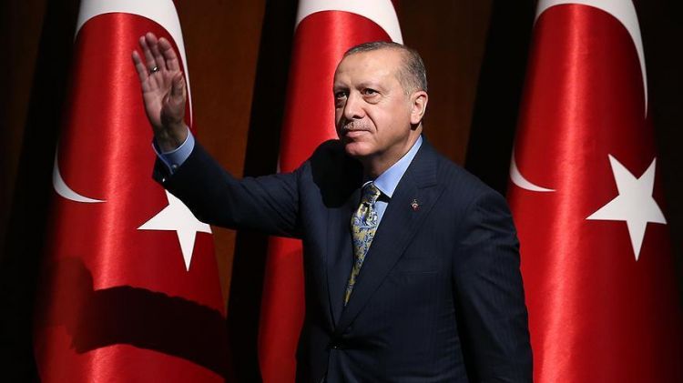 أردوغان يُهنئ تركيا والعالم بحلول العام الجديد
