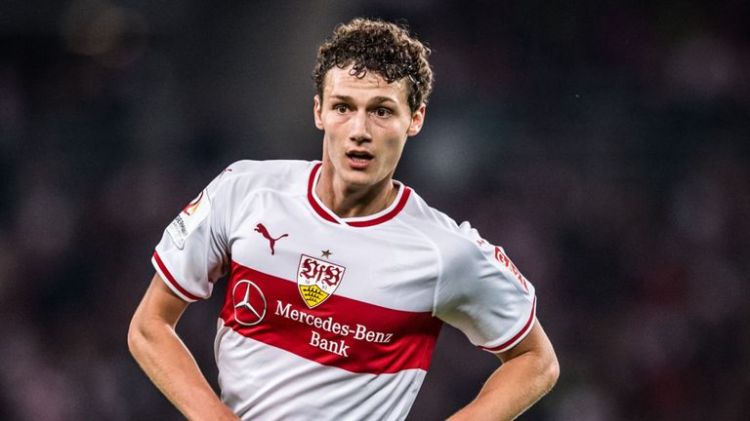 Bayern recruitment drive starts with France defender Pavard